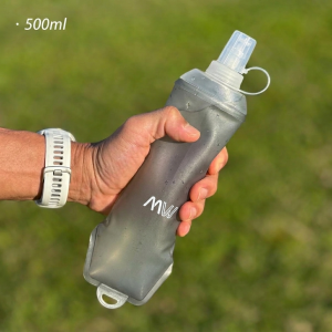 MW 手握軟水壺附蓋子 灰綠 500ml